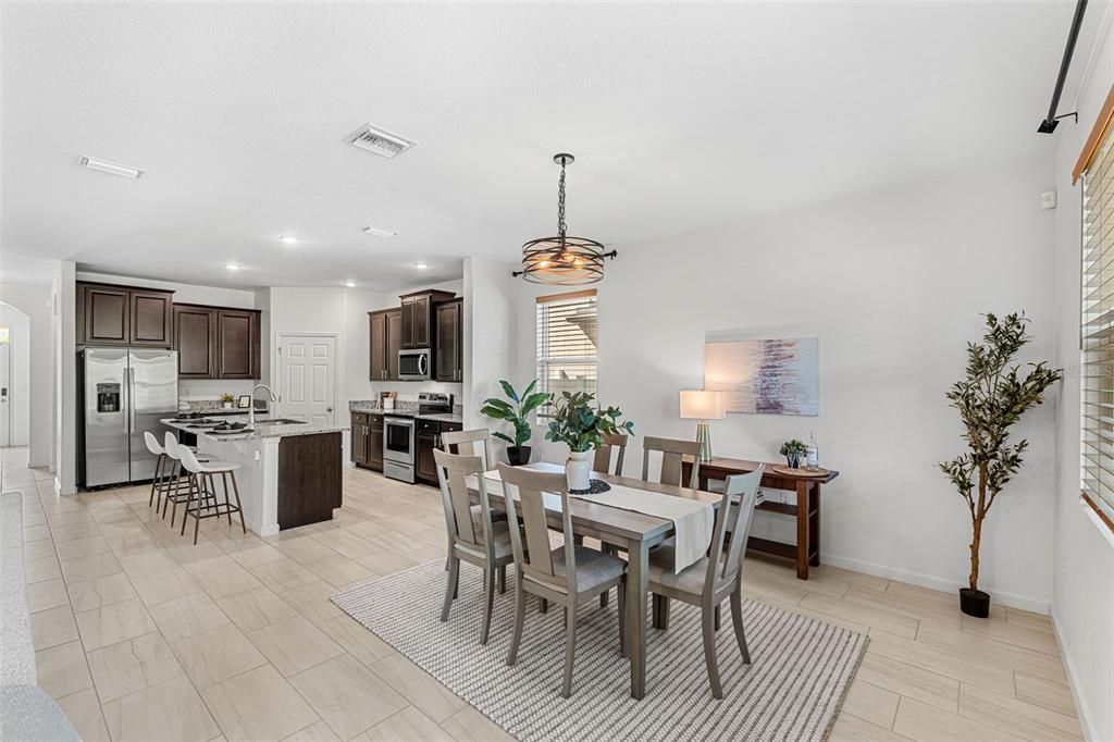 Dining room, Interior, Kitchen, Pendant Lights, Recessed Lighting, Stainless Steel Appliances