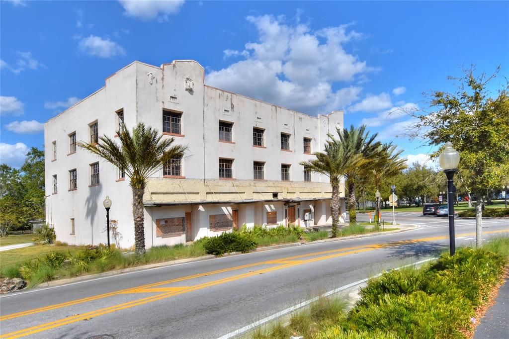 Exterior, Facade, Condo Building
