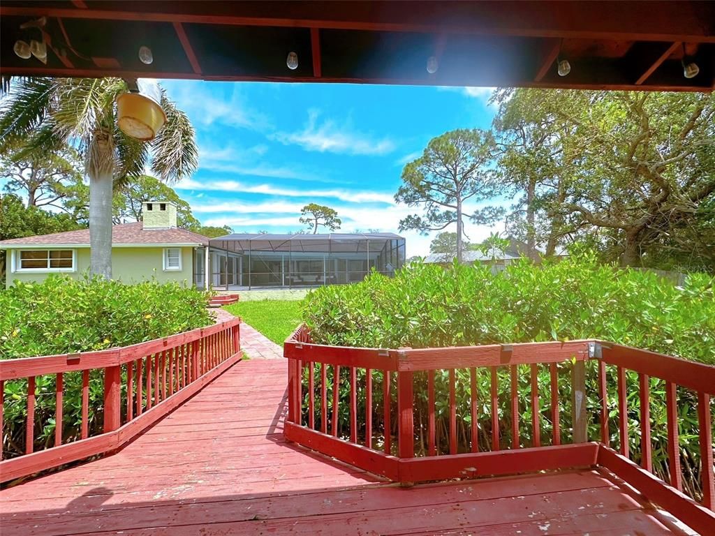 Backyard, Exterior