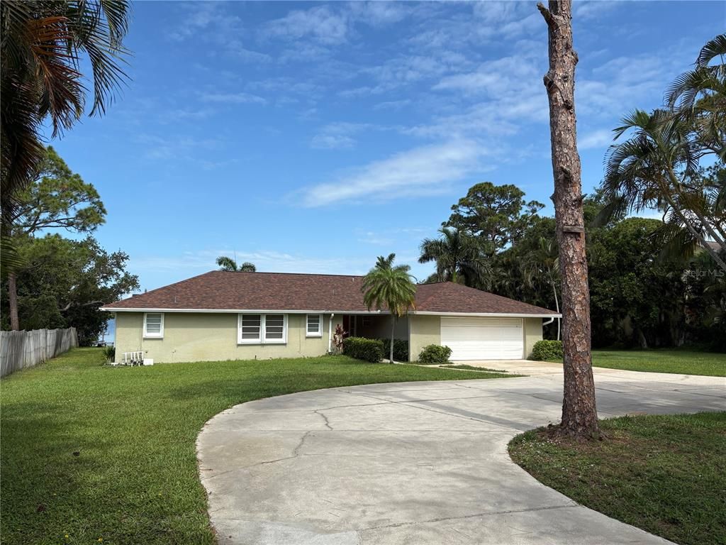 Attached, Backyard, Exterior, Facade, Ranch