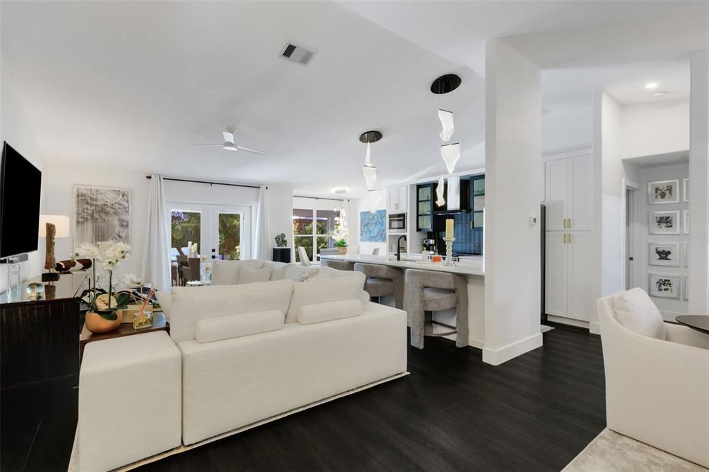 Interior, Kitchen, Living room, Pendant Lights, Recessed Lighting, Wood Texture Flooring