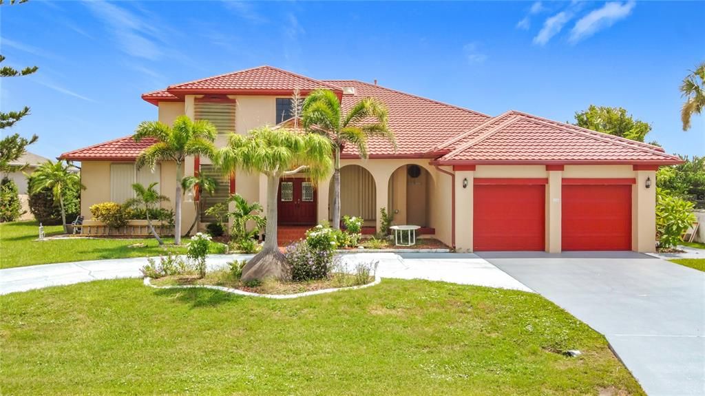 Attached, Backyard, Exterior, Facade, Mediterranean