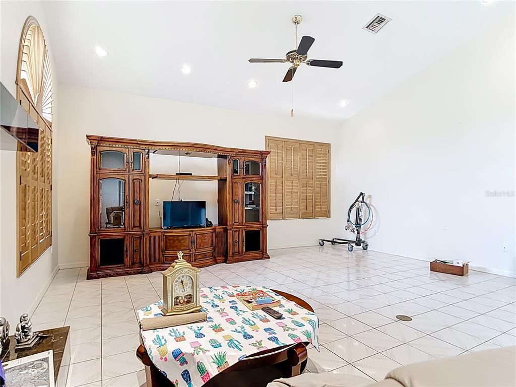 Interior, Recessed Lighting