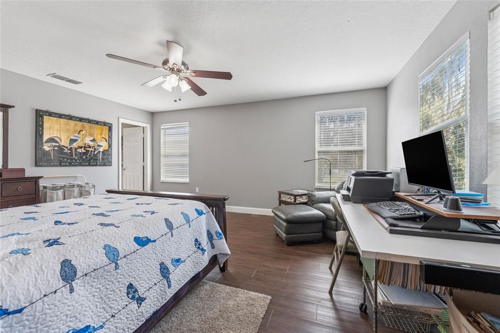 Bedroom, Home Office, Interior, Wood Texture Flooring