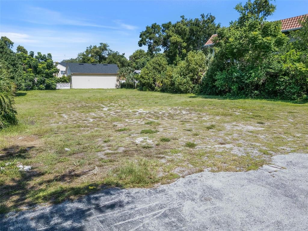 Backyard, Detached Garage, Exterior