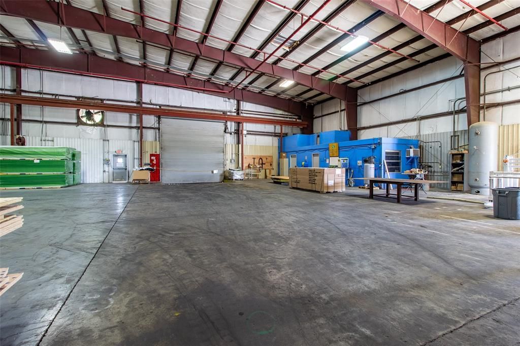 Garage, Interior