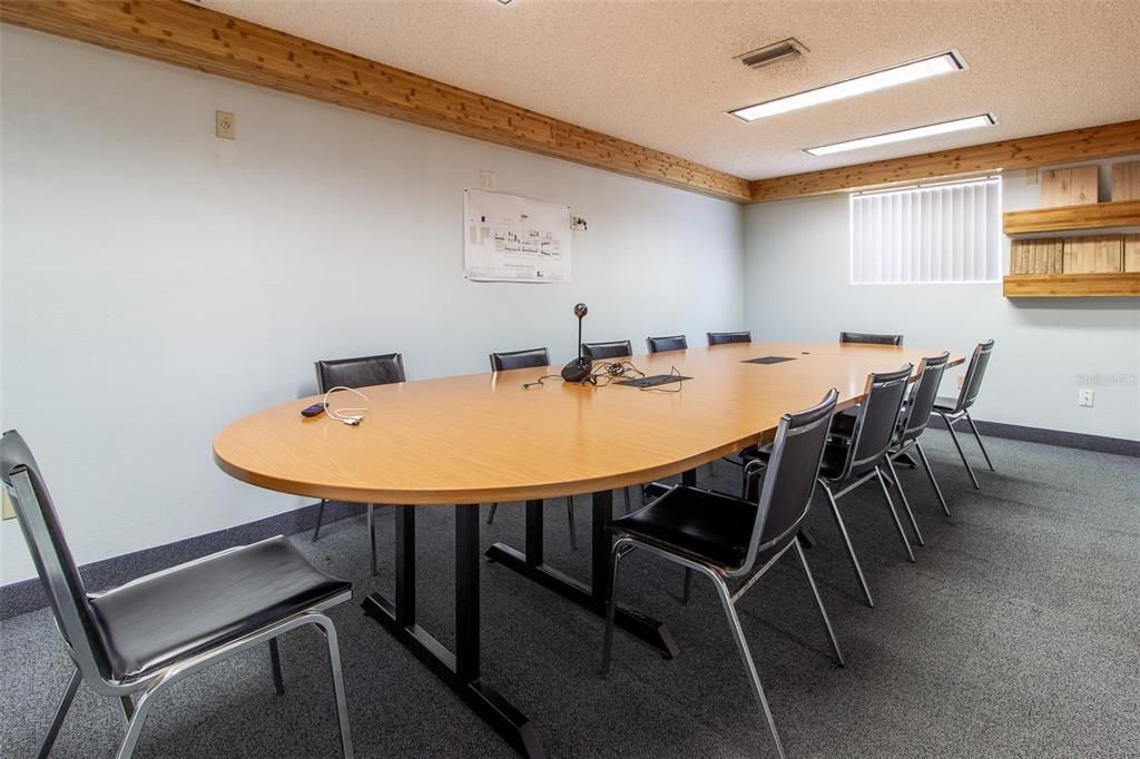 Dining room, Interior, Recessed Lighting