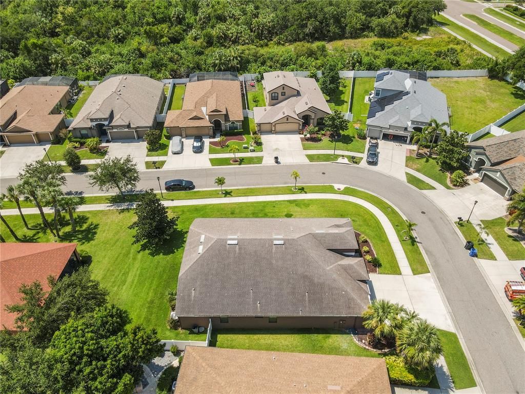 Exterior, Drone