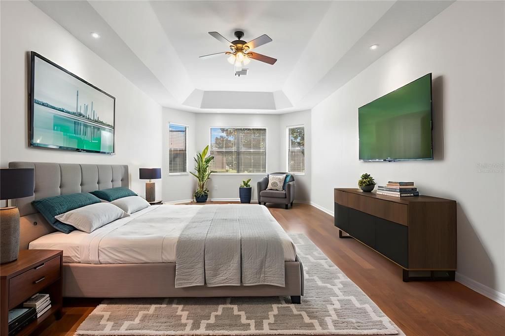 Bedroom, Interior, Recessed Lighting, Wood Texture Flooring