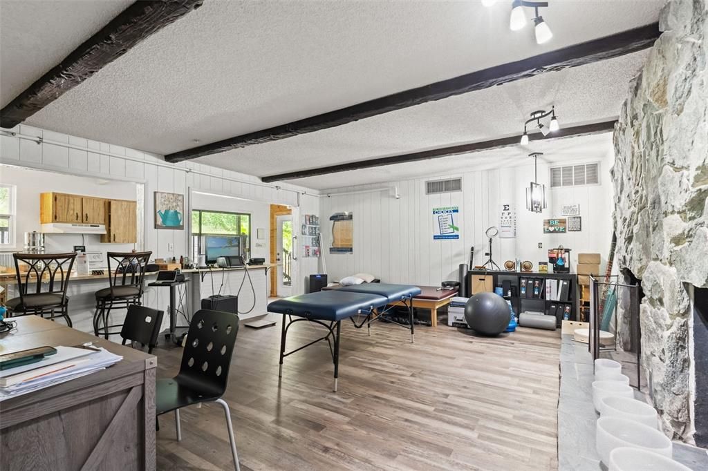 Interior, Pendant Lights, Wood Texture Flooring