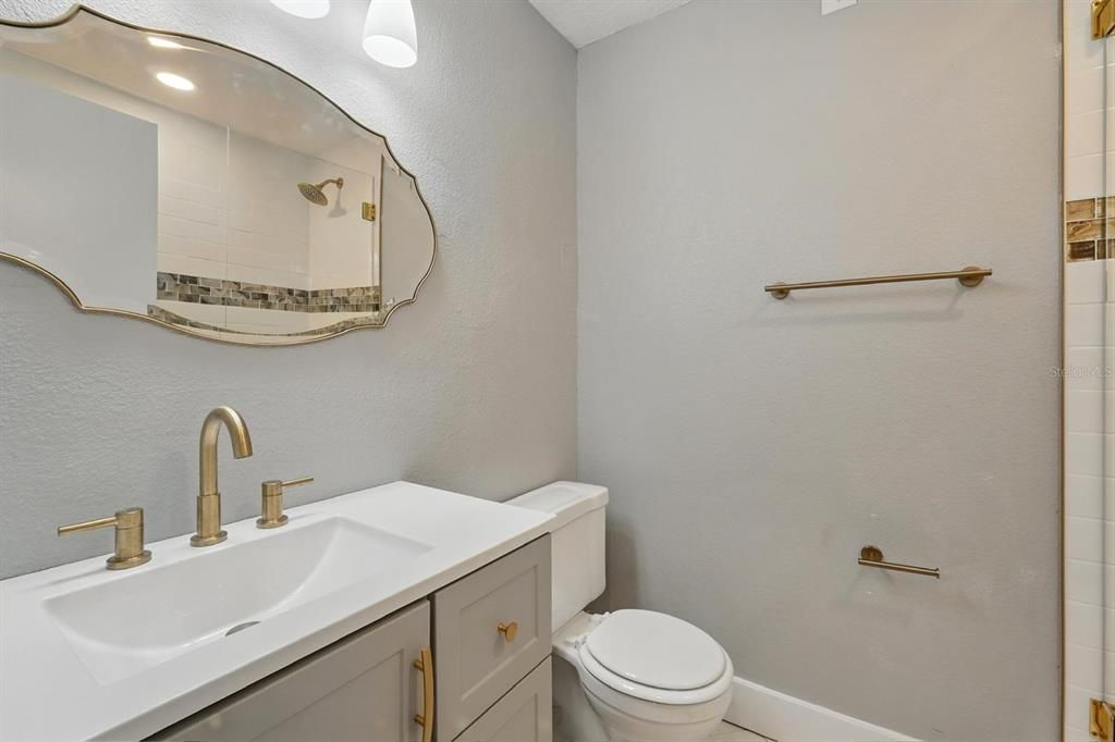 Bathroom, Interior, Recessed Lighting