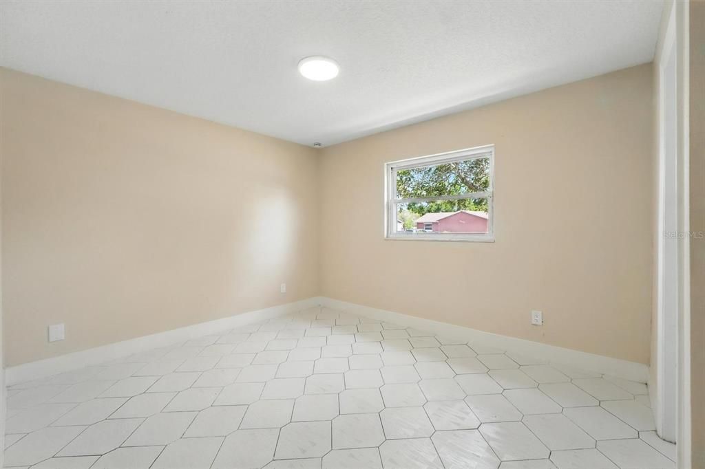 Empty room, Interior, Marble, Recessed Lighting
