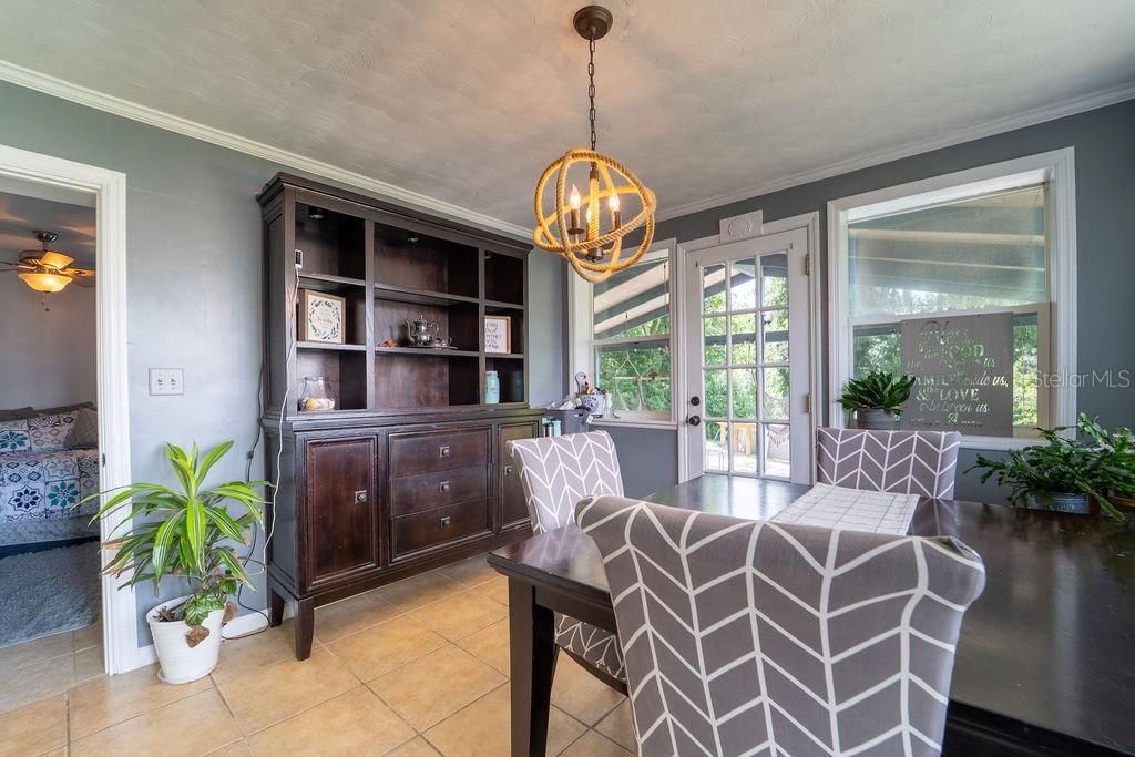 Chandelier, Interior, Pendant Lights