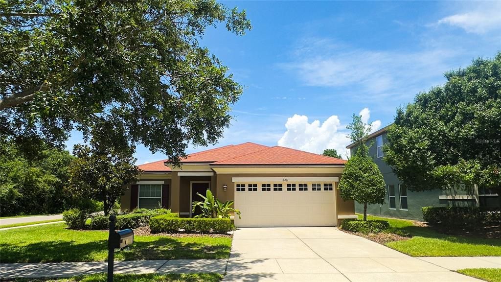 Attached, Exterior, Facade, Ranch