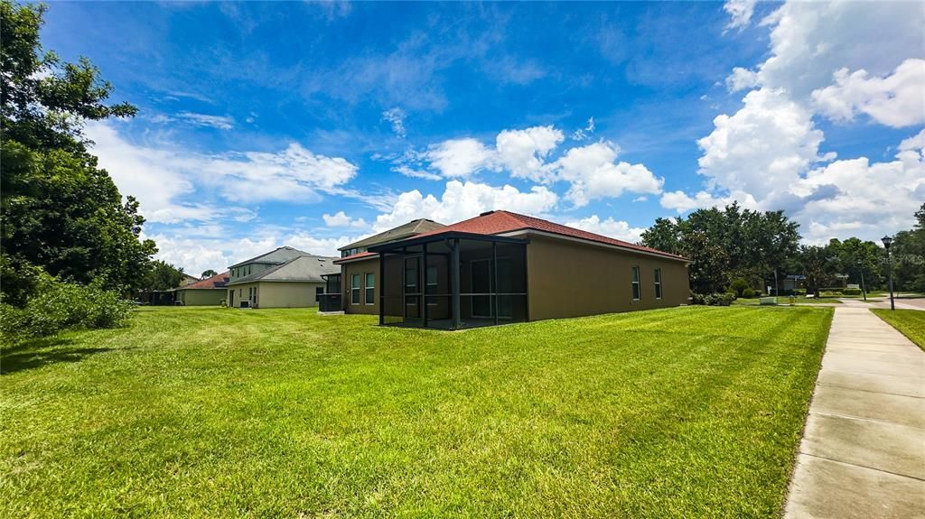 Backyard, Exterior