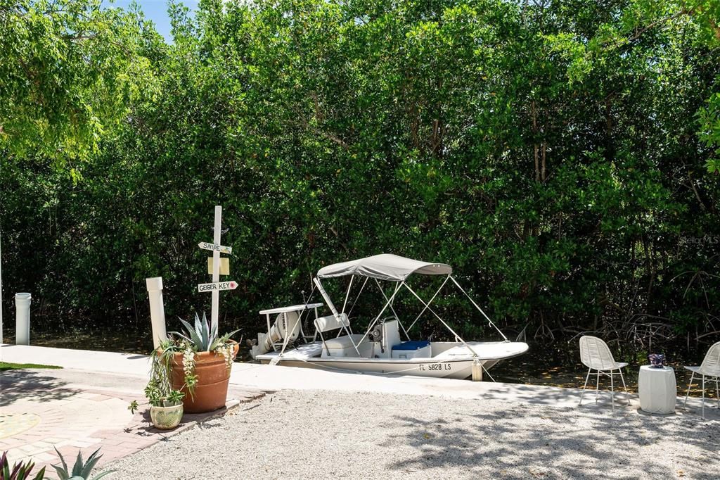 Backyard, Exterior
