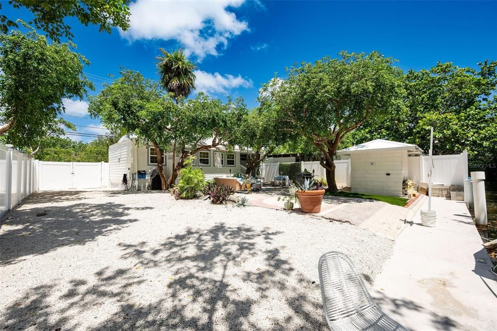 Backyard, Exterior