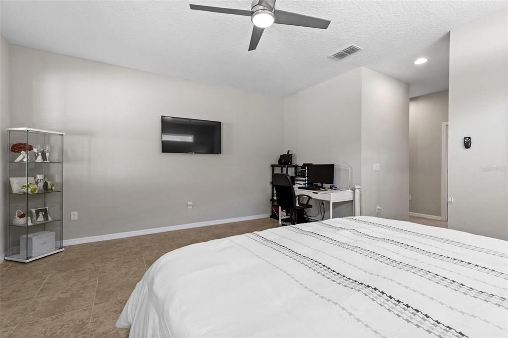 Bedroom, Home Office, Interior, Recessed Lighting