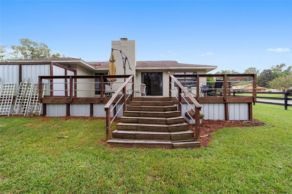 Backyard, Exterior