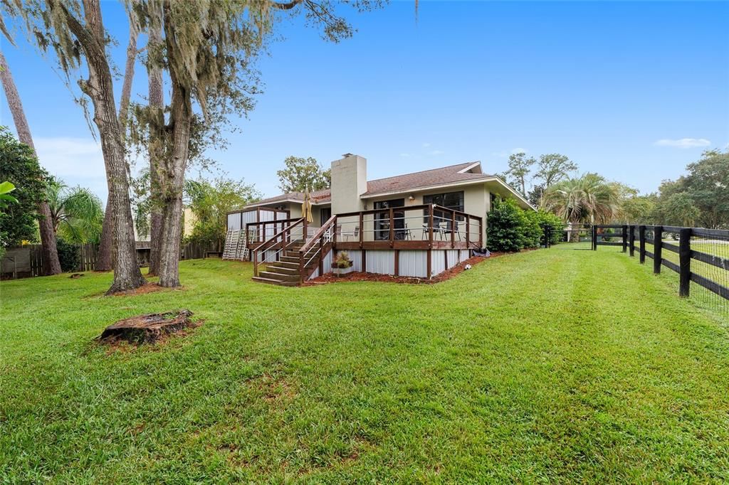 Backyard, Exterior