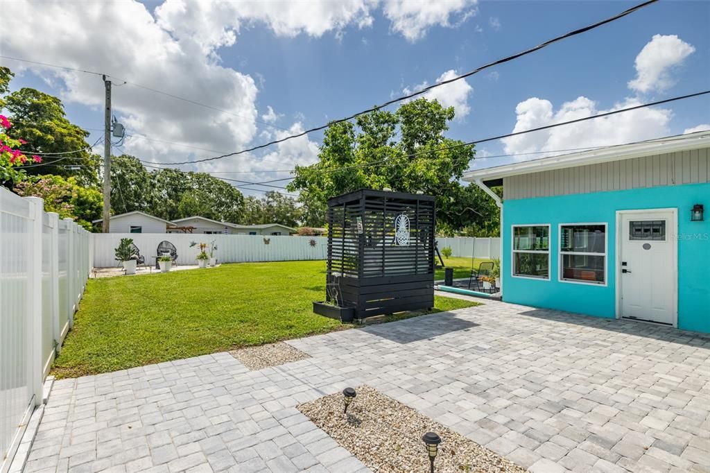 Backyard, Exterior