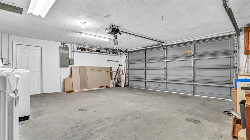 Garage, Interior
