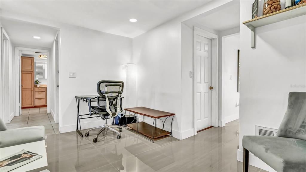 Home Office, Interior, Recessed Lighting