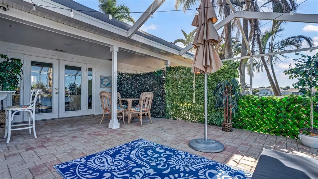 Exterior, Glass Ceilings, Sun Room