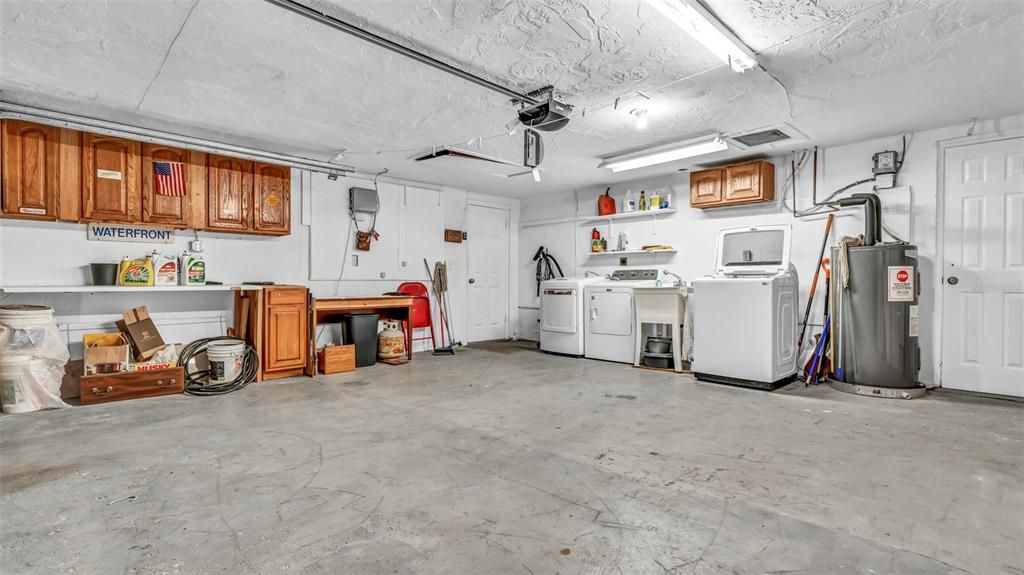 Garage, Interior, Washer