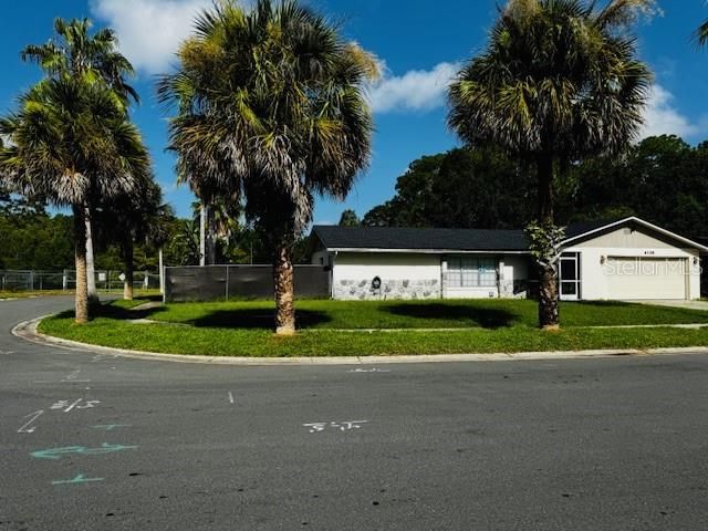 Detached Garage, Exterior