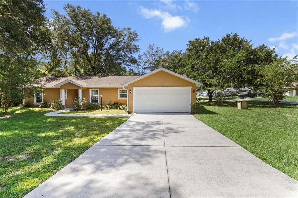 Attached, Backyard, Exterior, Facade, Ranch