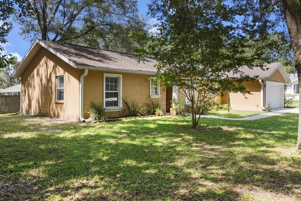 Backyard, Detached Garage, Exterior