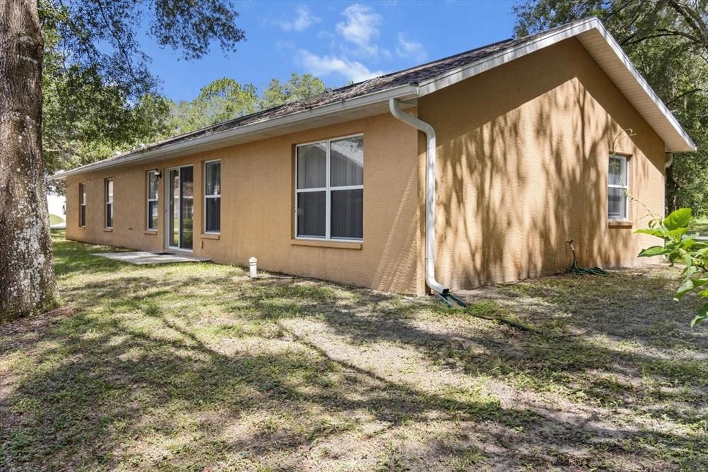 Backyard, Exterior