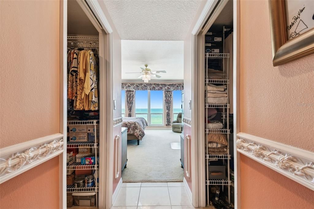 Interior, Walk-in Closets, Water