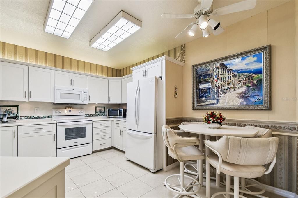 Dining room, Interior, Kitchen