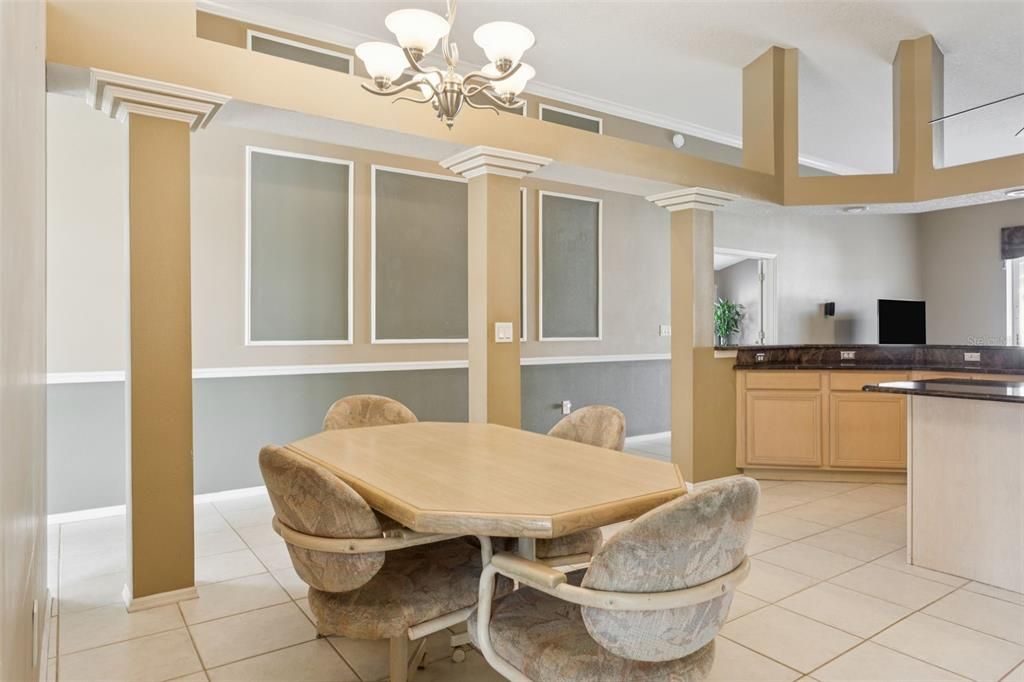 Chandelier, Dining room, Interior