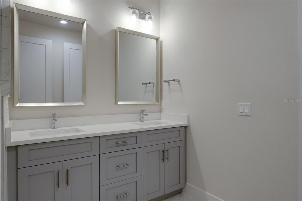 Bathroom, Dual Sink Vanities, Interior