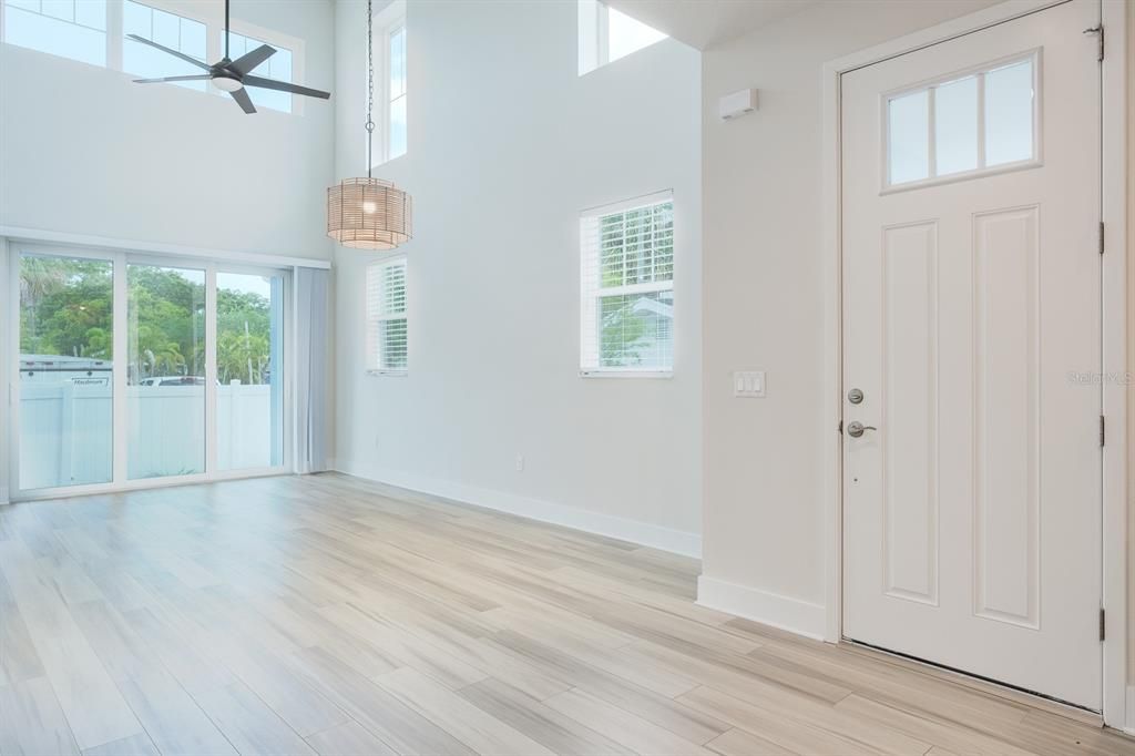 Empty room, Interior, Pendant Lights, Wood Texture Flooring