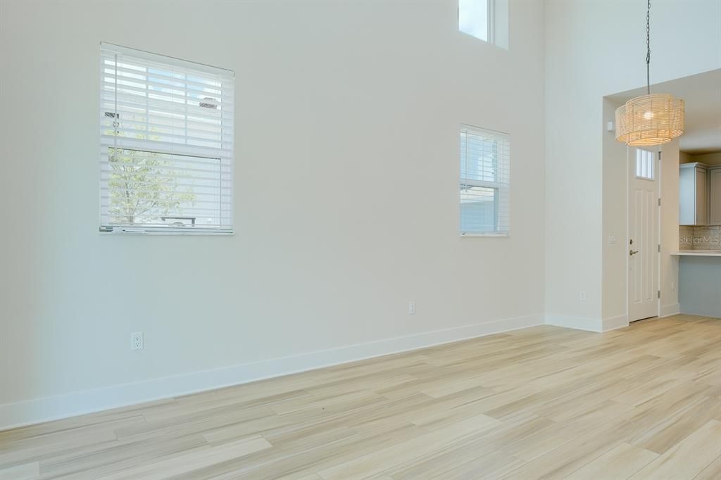 Chandelier, Empty room, Interior, Pendant Lights, Wood Texture Flooring
