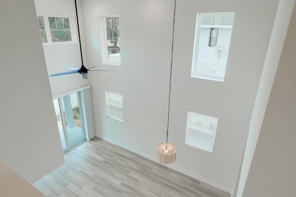 Interior, Pendant Lights, Wood Texture Flooring