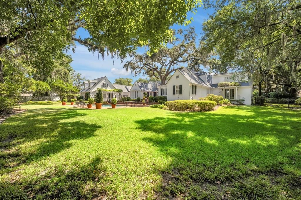 Backyard, Exterior