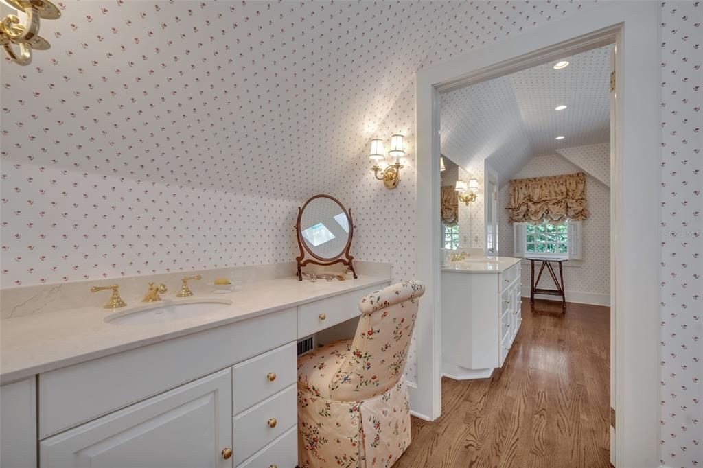 Bathroom, Interior, Recessed Lighting, Wood Texture Flooring