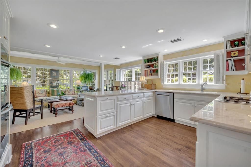 Dining room, Interior, Kitchen, Living room, Recessed Lighting, Wood Texture Flooring