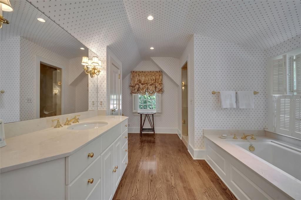 Bathroom, Dual Sink Vanities, Interior, Recessed Lighting, Wood Texture Flooring