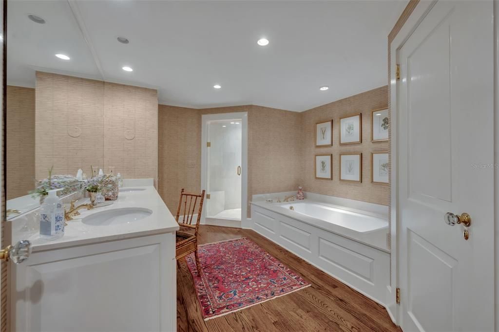 Bathroom, Dual Sink Vanities, Interior, Recessed Lighting, Wood Texture Flooring