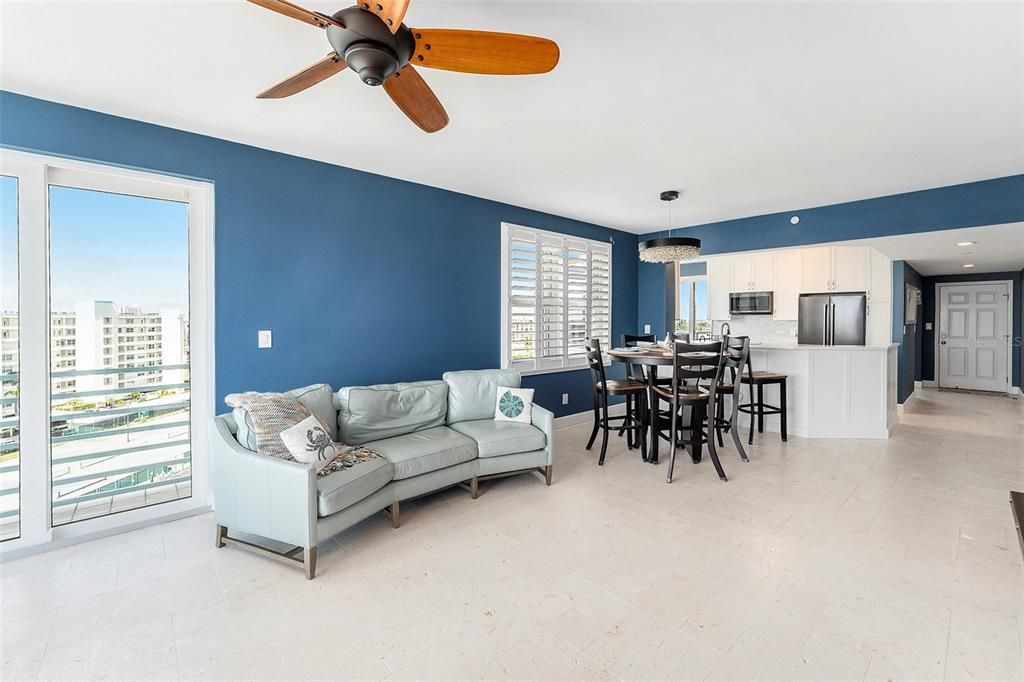 Dining room, Interior, Kitchen, Pendant Lights, Recessed Lighting