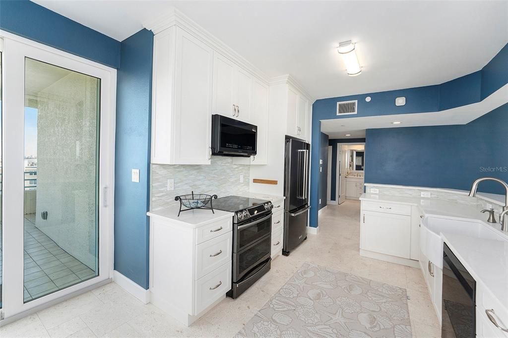 Interior, Kitchen, Recessed Lighting
