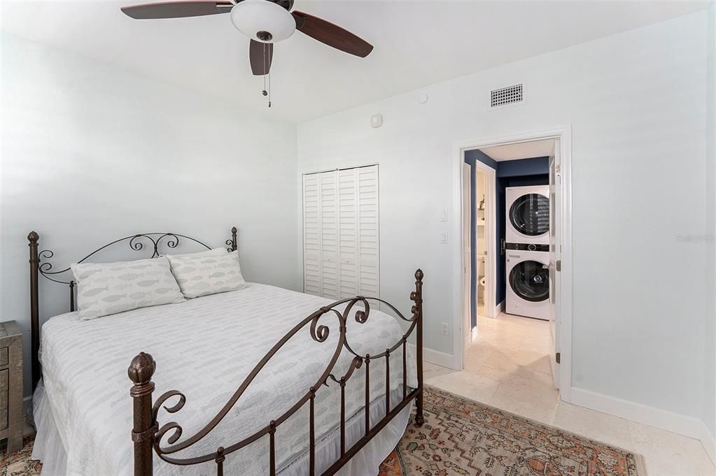 Bedroom, Interior, Washer