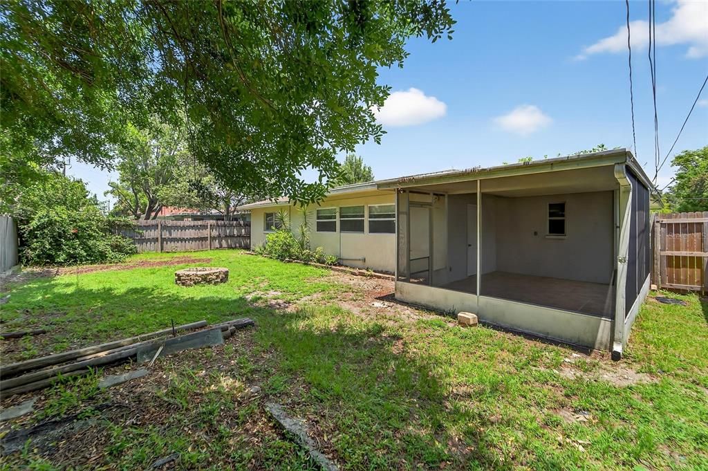Backyard, Exterior