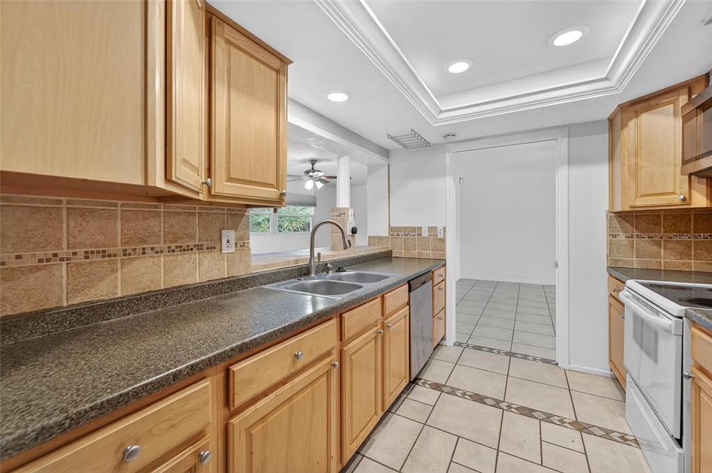 Interior, Kitchen, Recessed Lighting
